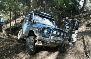 Новые трассы и вызовы: как прошли последние соревнования на Нивах 4×4